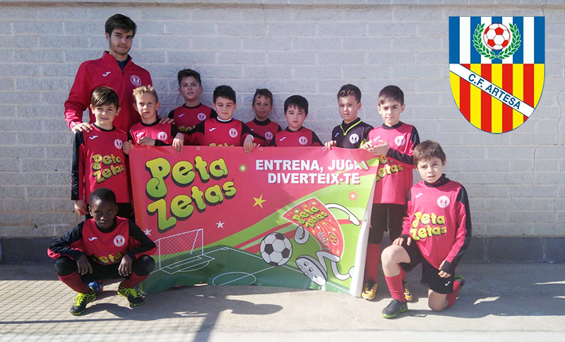 Peta Zetas apoya al club de futbol Artesa de Lleida